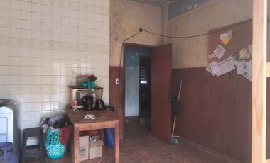 CASA 3 AMBIENTES MORON VENTA LOTE PROPIO DE 10X30