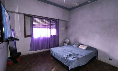 CASA 3 AMBIENTES MORON VENTA LOTE PROPIO DE 10X30