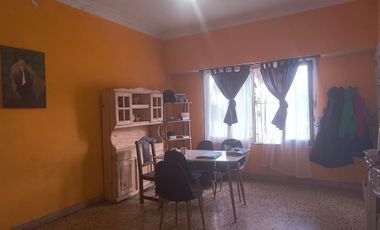 CASA 3 AMBIENTES MORON VENTA LOTE PROPIO DE 10X30