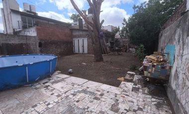 CASA 3 AMBIENTES MORON VENTA LOTE PROPIO DE 10X30