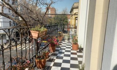 VENTA PH-7 AMBIENTES-TERRAZA-QUINCHO