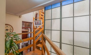 VENTA PH-7 AMBIENTES-TERRAZA-QUINCHO