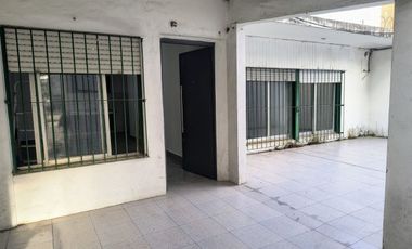 PH 3 AMBIENTES SAN JUSTO ALQUILER PATIO AMPLIO LUM