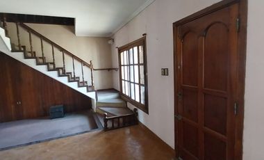 VENTA CASA DE 5 AMB EN VENTA EN TEMPERLEY