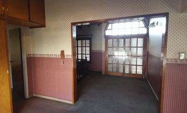 VENTA CASA DE 5 AMB EN VENTA EN TEMPERLEY