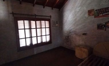 VENTA CASA DE 5 AMB EN VENTA EN TEMPERLEY