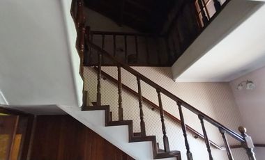 VENTA CASA DE 5 AMB EN VENTA EN TEMPERLEY