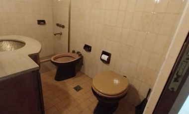 VENTA CASA DE 5 AMB EN VENTA EN TEMPERLEY