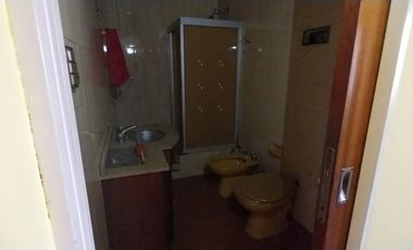 VENTA CASA DE 5 AMB EN VENTA EN TEMPERLEY