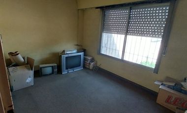 VENTA CASA DE 5 AMB EN VENTA EN TEMPERLEY