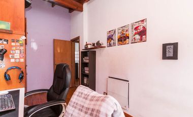 Casa 8 ambientes en venta Temperley Jardín Pileta