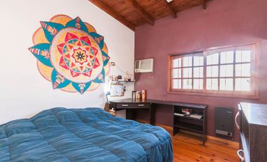 Casa 8 ambientes en venta Temperley Jardín Pileta