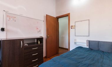 Casa 8 ambientes en venta Temperley Jardín Pileta
