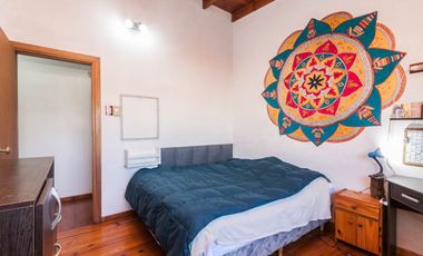 Casa 8 ambientes en venta Temperley Jardín Pileta