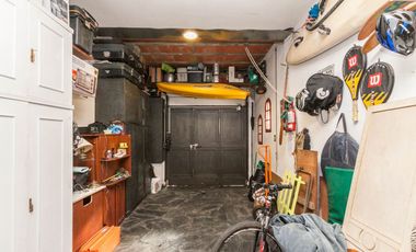Casa 8 ambientes en venta Temperley Jardín Pileta