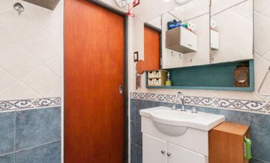 Casa 8 ambientes en venta Temperley Jardín Pileta