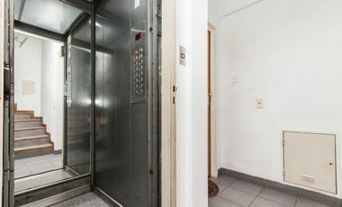 Departamento VENTA Lomas de Zamora con balcon