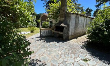 CASA 5 AMBIENTES EN VENTA LONGCHAMPS 3000mt2