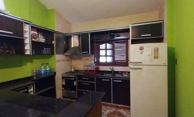 VENTA DE CASA+DEPTO LOTE LIBRE EN LOMAS DE ZAMORA