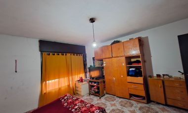 CASA 4 AMB EN VENTA MINISTRO RIVADAVIA APTO CREDIT