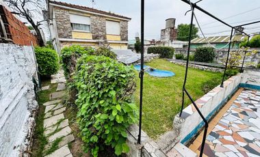 Casa de 4 PHs en block venta Lomas de Zamora