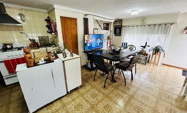 Casa de 4 PHs en block venta Lomas de Zamora