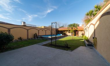 VENTA CASA 5Amb LOMAS c/Pileta, Acepta PERMUTA