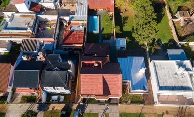VENTA CASA 5Amb LOMAS c/Pileta, Acepta PERMUTA