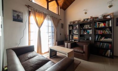VENTA CASA 5Amb LOMAS c/Pileta, Acepta PERMUTA
