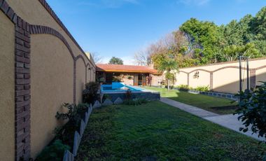 VENTA CASA 5Amb LOMAS c/Pileta, Acepta PERMUTA