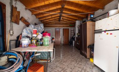 VENTA CASA 5Amb LOMAS c/Pileta, Acepta PERMUTA