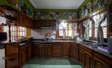 VENTA CASA 5Amb LOMAS c/Pileta, Acepta PERMUTA
