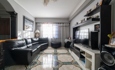 VENTA CASA 5Amb LOMAS c/Pileta, Acepta PERMUTA