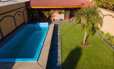 VENTA CASA 5Amb LOMAS c/Pileta, Acepta PERMUTA