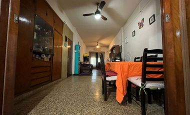 casa 4 ambientes en venta  Adrogue
