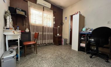 casa 4 ambientes en venta  Adrogue