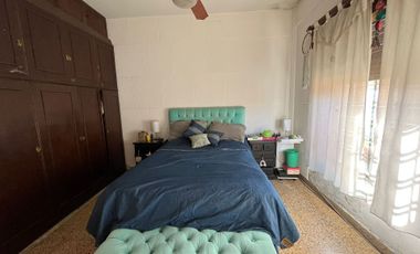 casa 4 ambientes en venta  Adrogue