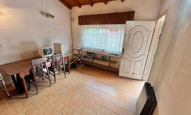 CASA PH EN VENTA 3 DORMITORIOS CON PATIO F.VARELA