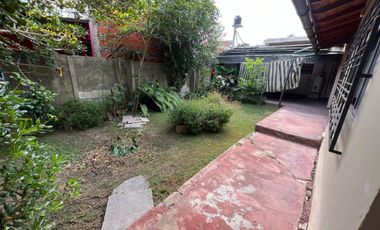 CASA PH EN VENTA 3 DORMITORIOS CON PATIO F.VARELA