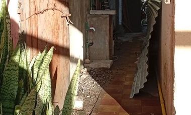 Casa 3 ambientes con patio trasero en San José