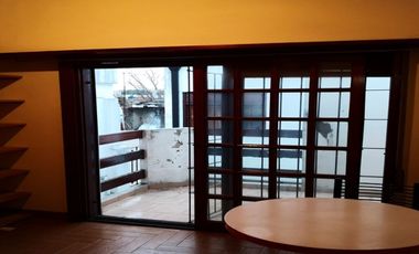 Casa tipo Chalet 2 plantas 3 Dormitorios 2 Baños Cochera y Dep de Servicio