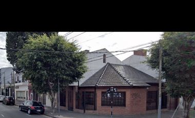 Casa tipo Chalet 2 plantas 3 Dormitorios 2 Baños Cochera y Dep de Servicio