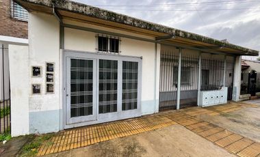 PH 2 AMBIENTES VENTA MUY BUENA ZONA LLAVALLOL