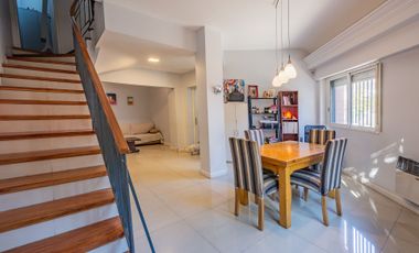 Casa 3 dormitorios con garage y terraza