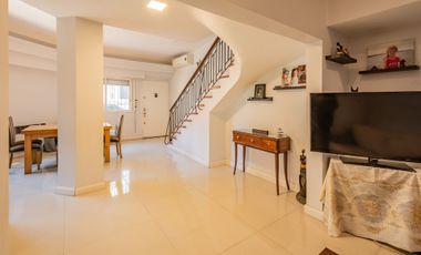 Casa 3 dormitorios con garage y terraza