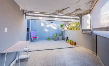 Casa 3 dormitorios con garage y terraza