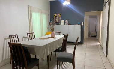 VENTA PH 4 AMBIENTES EN BERAZATEGUI CON PATIO