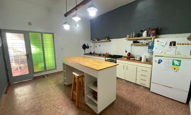 VENTA PH 4 AMBIENTES EN BERAZATEGUI CON PATIO