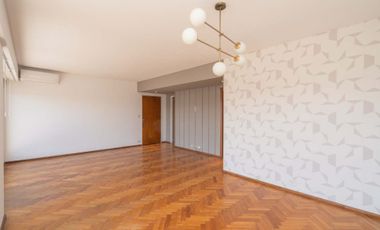 DEPTO EN VENTA CUATRO AMB. MARTINEZ , CON RENTA