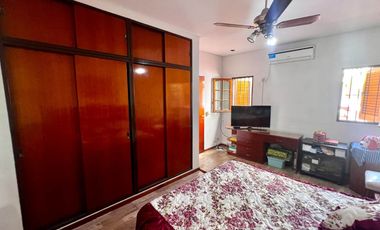 Venta Casa 4 amb c/ quincho,terraza en Montecastro